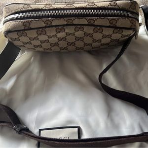 Gucci unisex belt bag